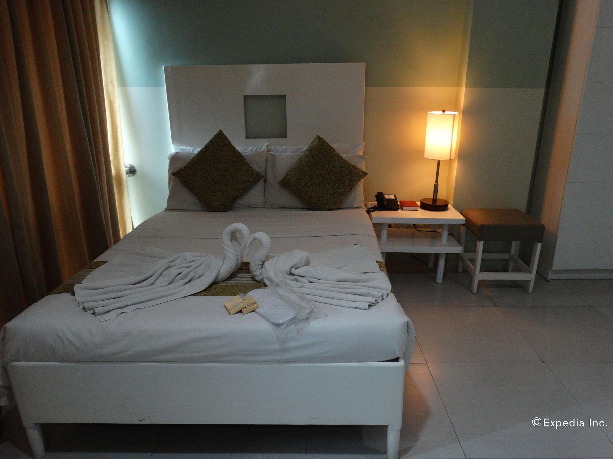 פורטו פרינססה Empire Suites Hotel מראה חיצוני תמונה