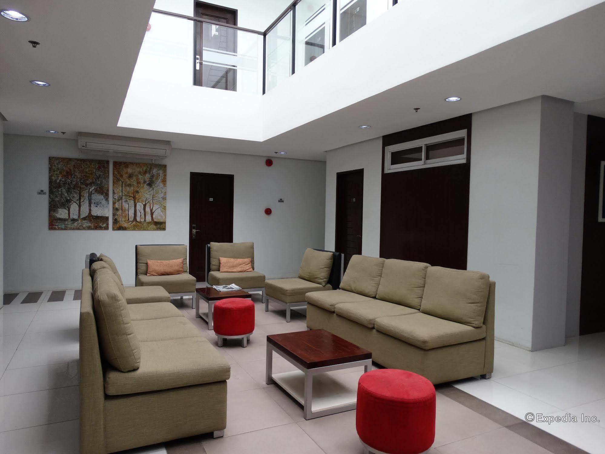פורטו פרינססה Empire Suites Hotel מראה חיצוני תמונה